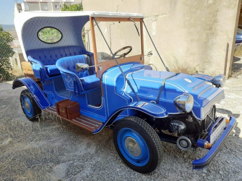 Benidorm: Modern Carriage Tour to Museo Del Motor - Pickup and Transportation