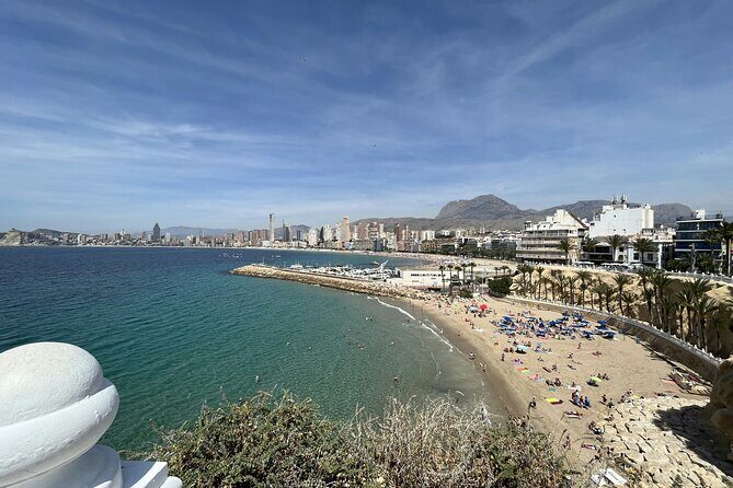 Benidorm Old Town and Beaches Tour and Exploration Game - What to Expect on the Tour