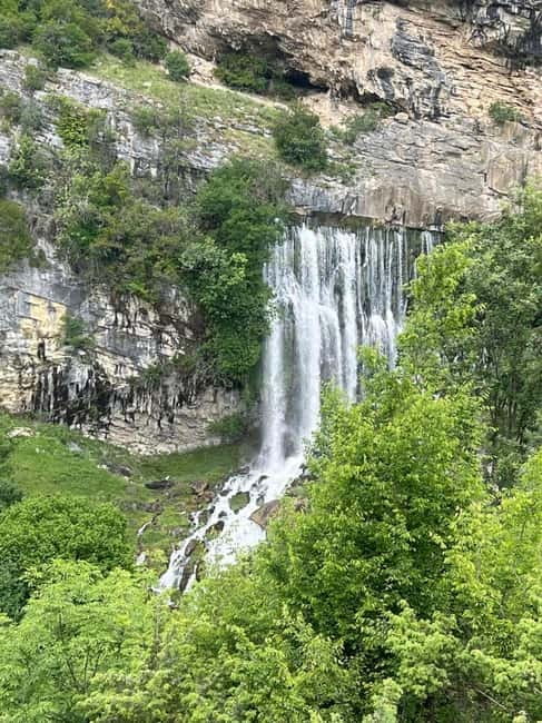 Berat: Tomorri Castle and Lakes of Dardha Day Trip - The Sum Up: Who Should Consider This Tour?
