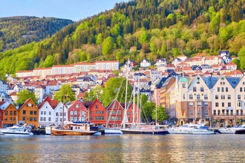 Bergen: Express Walk with a Local in 60 minutes - A Deep Dive into the Itinerary