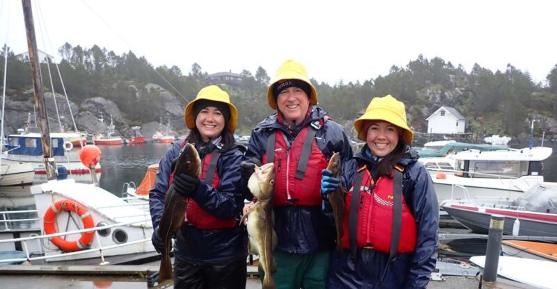 Bergen: Guided Fishing Tour with Outdoor Cooking - The Sum Up