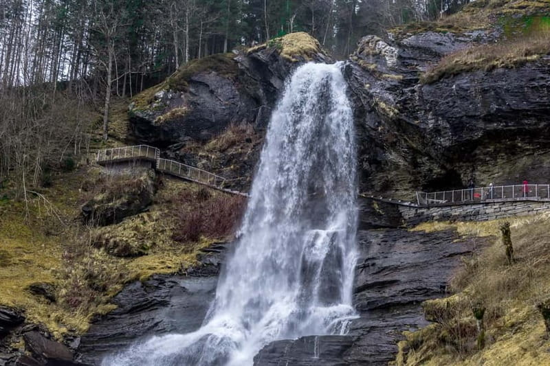 Bergen: Hardangerfjord Day Trip with Waterfalls - Key Points