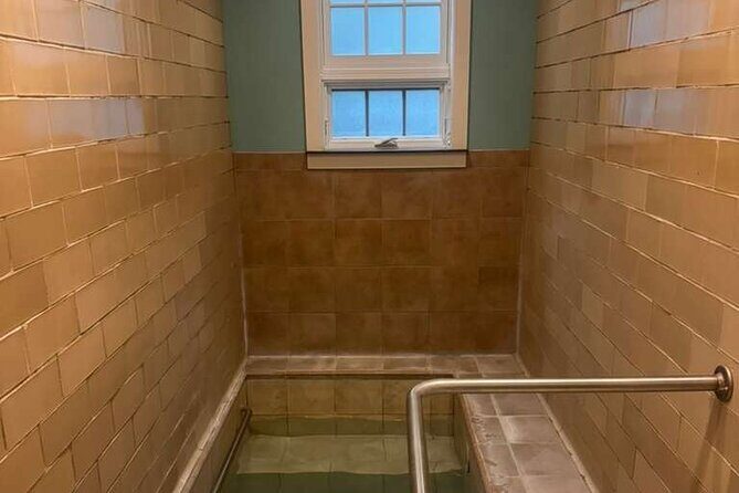 Berkeley Springs: Roman Bath Spa Private Tour with transportation - Final Thoughts