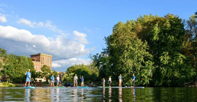 Berlin: 1.5-Hour Stand-Up Paddle Boarding Tour - Unique Floating Devices