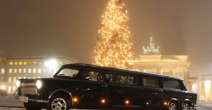 Berlin: 1.5-Hour Winter Lights Tour by Trabi Limousine - Group Accommodation