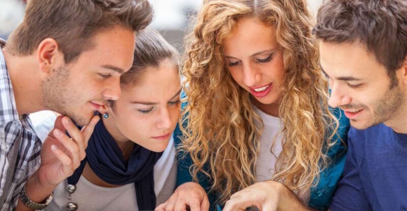 Berlin: 1-Day Tour to Potsdam & Sanssouci Palace With Ticket - Key Points