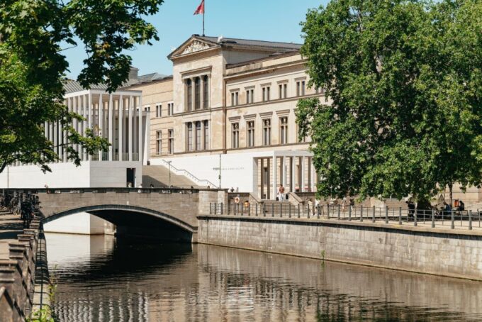 Berlin: 1-Hour City Tour by Boat With Guaranteed Seating - Customer Reviews