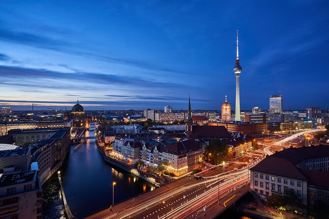 Berlin 3-Course Dinner Cruise - Accessibility and Transportation