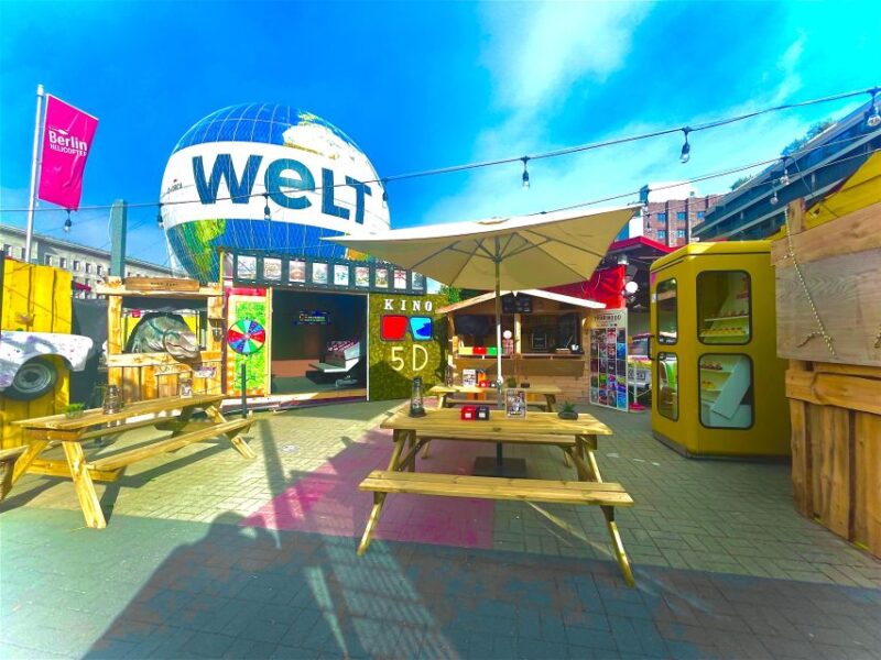 Berlin: 5D Cinema Attract & Trabi Exhibition in One Ticket - Immersive 5D Cinema Experience