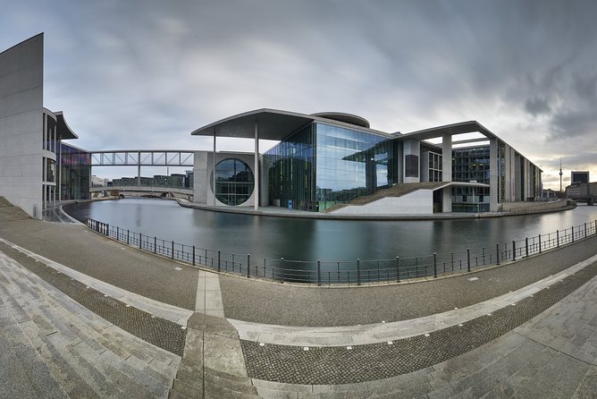 Berlin Architecture/River Spree Full Day Photography Tour - Tour Schedule