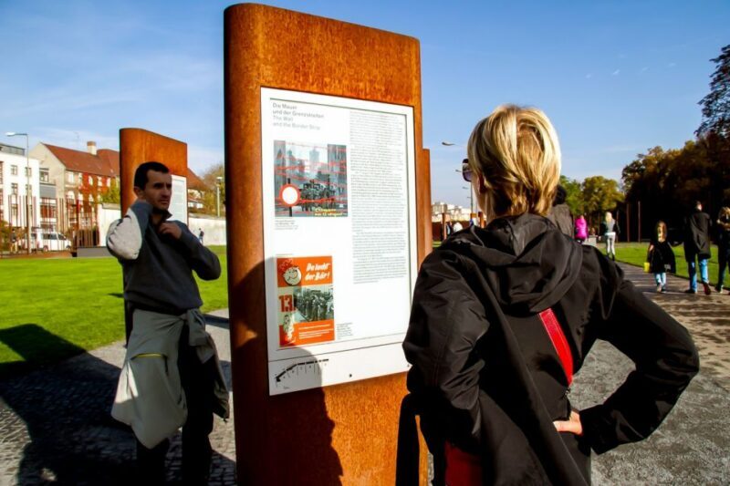 Berlin: Berlin Wall Tour Berlin East West - Key Points  