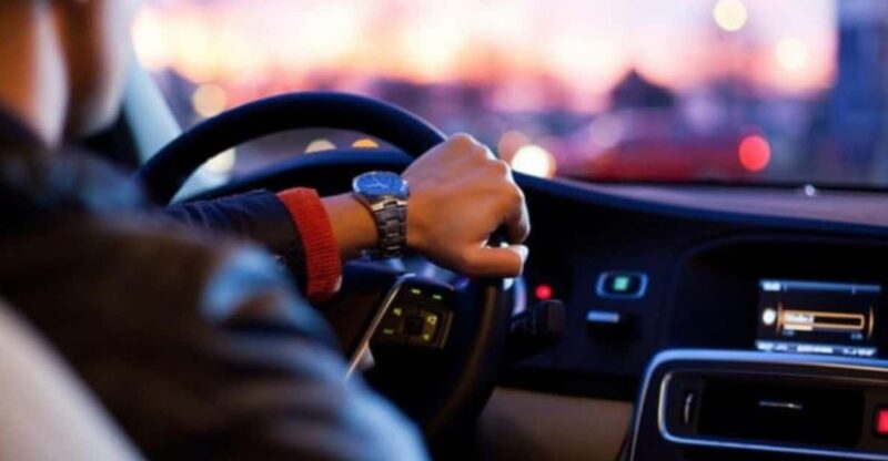 Berlin: Brandenburg Airport Transfer to Berlin City Center - Availability Checking