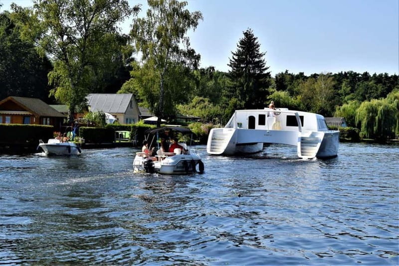 Berlin: (E)-Bike & Boat: The City's Biggest Lake & Lagoon - What’s Included and What’s Not
