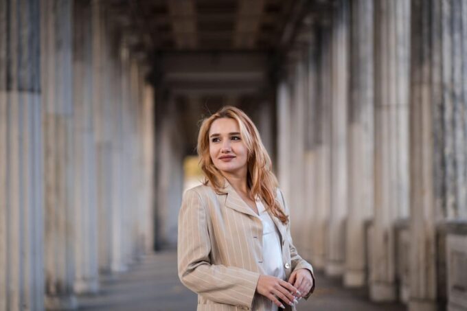 Berlin: Early Morning Photo Session to Avoid the Crowd - Capturing Berlins Beauty