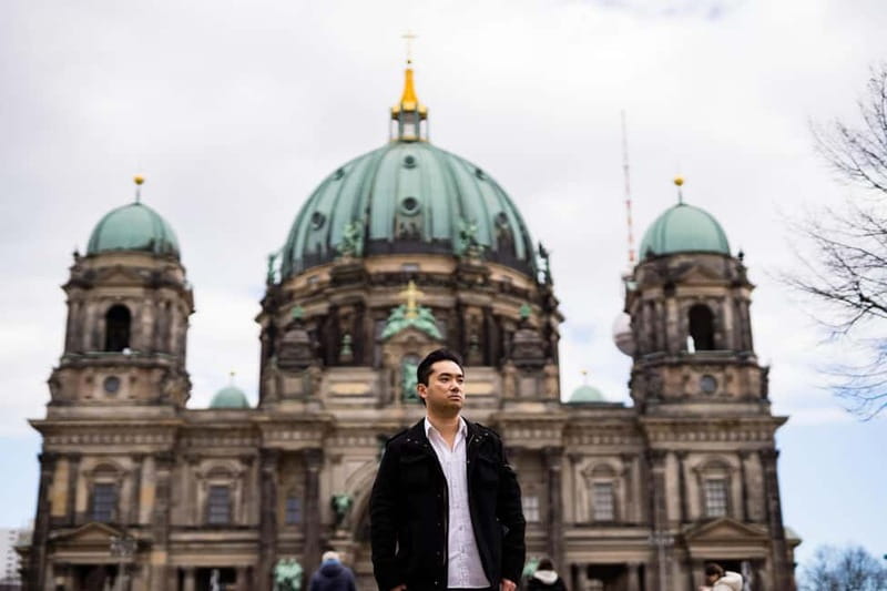 Berlin: Early Morning Private Photoshoot to avoid the Crowd - Key Points