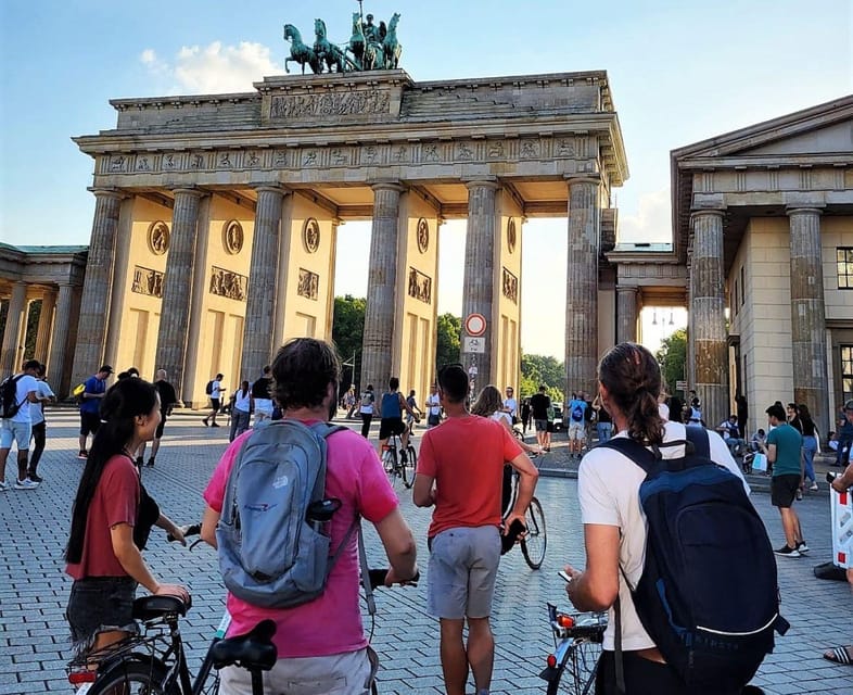 Berlin: East and West Wall Tour by Bike with a Guide - Key Points  
