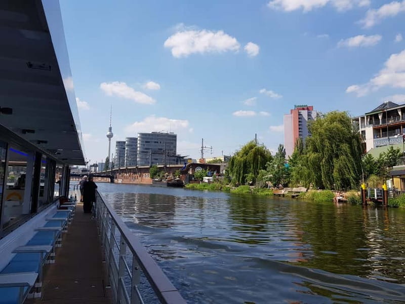 Berlin: East Side Gallery Spree Cruise in a Solar Catamaran - The Value and Practicalities