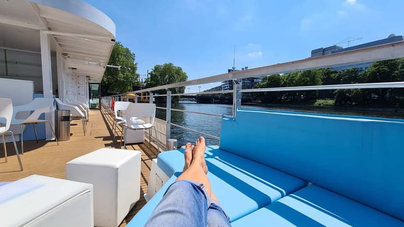 Berlin: East Side Gallery Spree Cruise in a Solar Catamaran - Authentic Traveler Perspectives