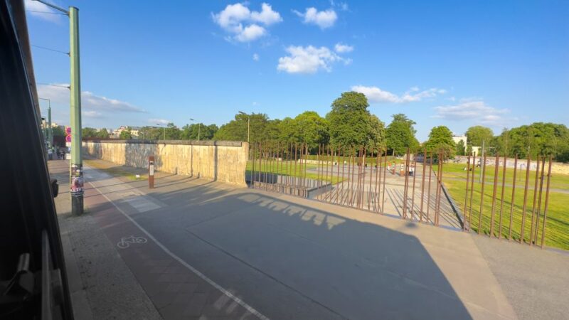 Berlin: Evening Sightseeing Tour by Bus With Live Commentary - Meeting Point Details