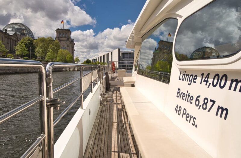 Berlin: Exclusive Boat Tour on a Solar-Powered Catamaran - FAQs