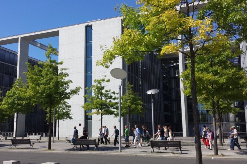 Berlin: Government District around the Reichstag Guided Tour - FAQ