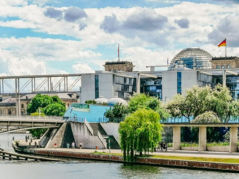 Berlin: Government Quarter Tour and Reichstag Dome Visit - Practical Details and Value