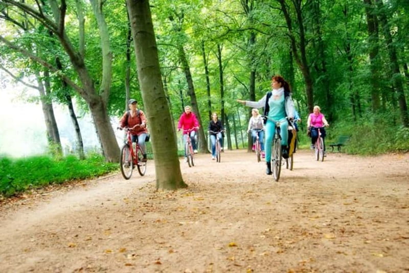 Berlin: Guided Bike Tour to explore the Highlights - An Overview of the Berlin Guided Bike Tour