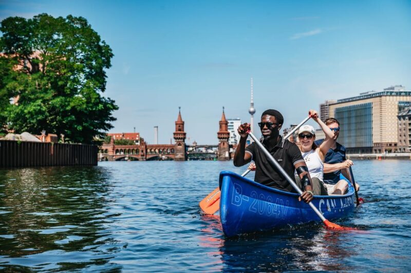Berlin: Guided Tour by Canoe - Practical Details and Comfort