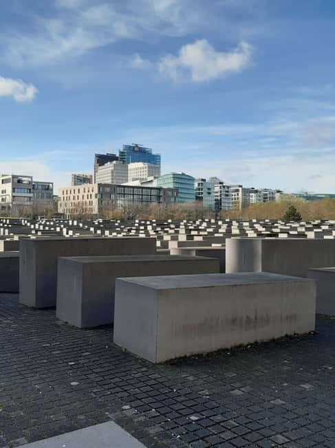 Berlin: Guided walking tour of the must-see sights - A Close Look at the Tour Itinerary  