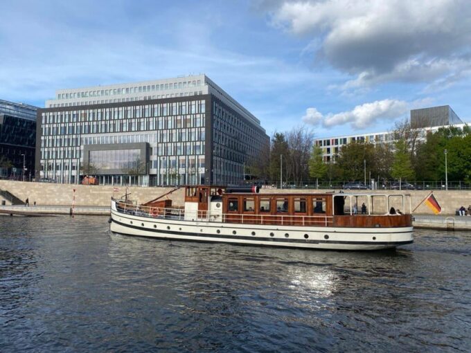 Berlin: Historic Boat Sightseeing City Center Tour - Frequently Asked Questions