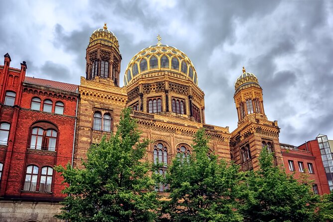 Berlin Jewish Quarter and Holocaust Private Walking Tour - Guided Experience