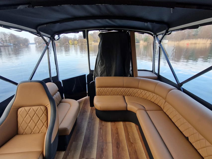Berlin: Luxury Pontoon Kuba Rental - Practical Details and Tips