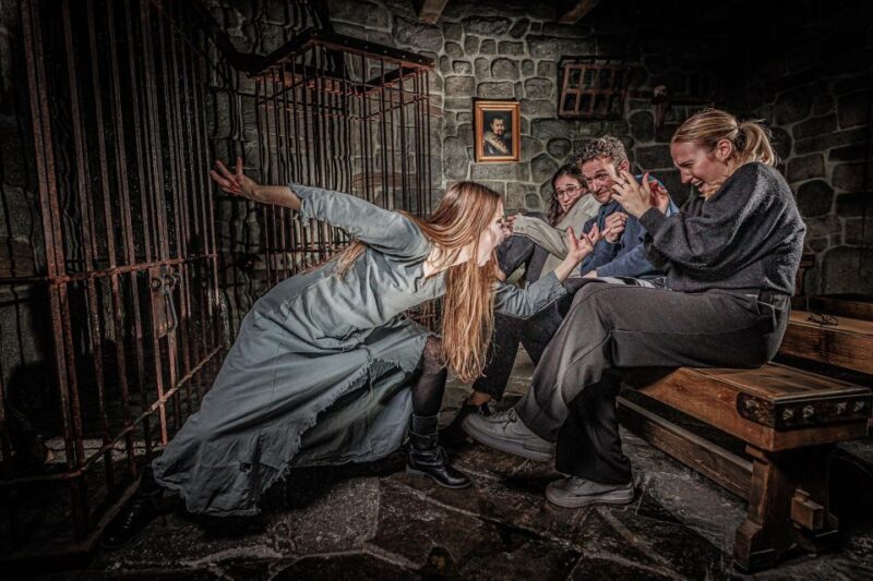 Berlin: Madame Tussauds Museum & Berlin Dungeon Combo Ticket - Customer Ratings and Reviews