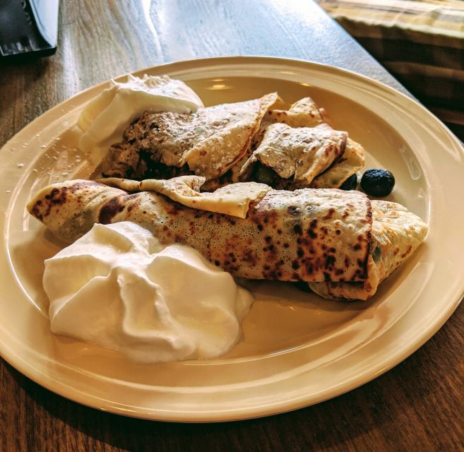 Berlin, Maryland: Historic Walking Food Tour With Tastings - Architectural Wonders Unveiled
