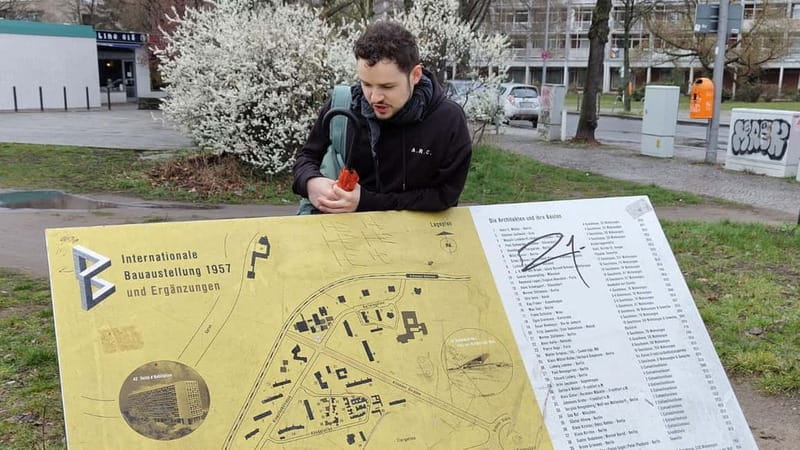 Berlin: Modernist Architecture Tour in the Hansaviertel - Key Points
