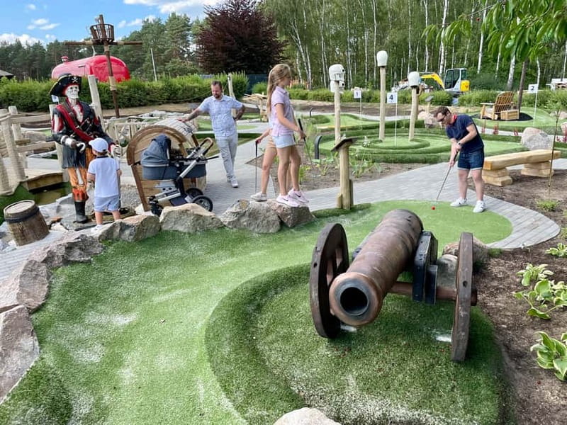 Berlin: Pirate´s Island Adventure Mini Golf Ticket - FAQs