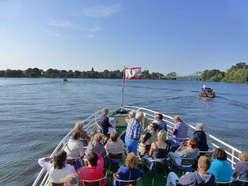 Berlin: Potsdam-Rundfahrt über die Unterhavel mit Guide - The Sum Up
