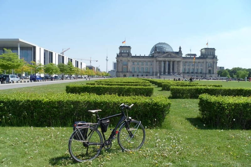Berlin: private Bike Tour Through City Center - FAQ