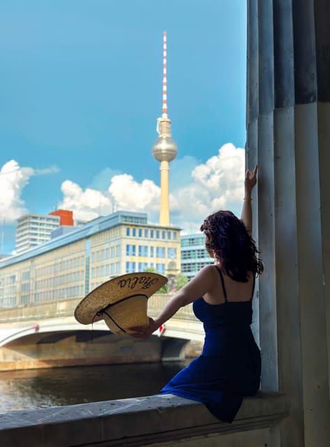 Berlin: Private Photoshoot With a Vacation Photographer - Languages and Accessibility