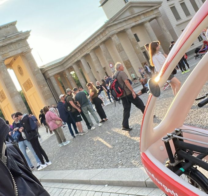Berlin: Private Sightseeing Tour in an E-Rickshaw - Key Points