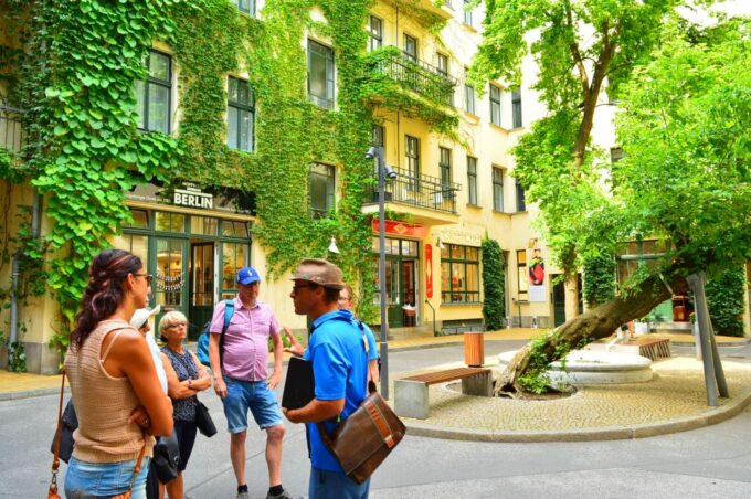 Berlin Reunited and Revived! 3-Hour Alternative Tour - Frequently Asked Questions