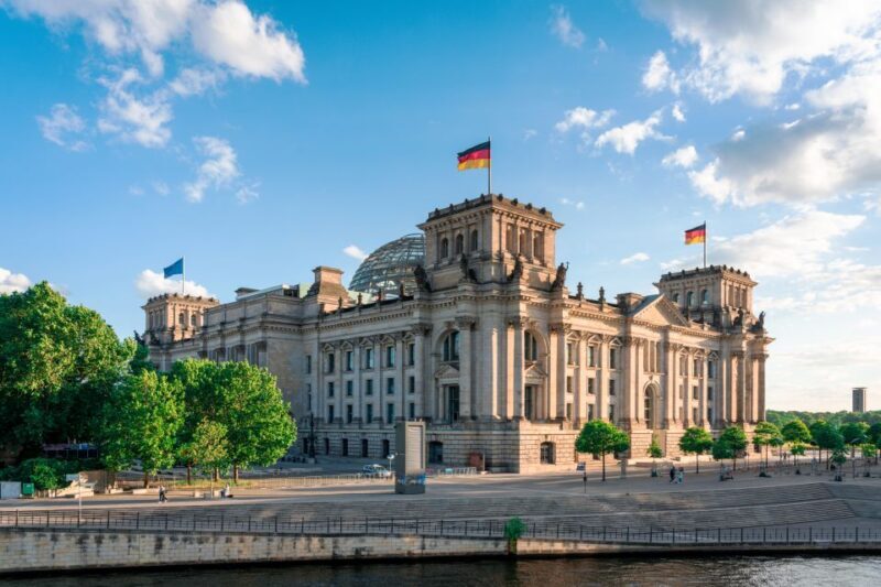 Berlin: Sights and Highlights Bike Tour with a Local Guide - Who Will Love This Tour?