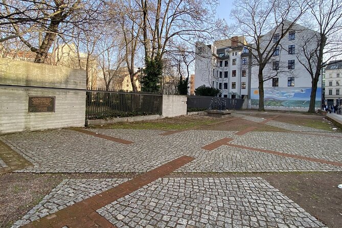 Berlin Small-Group Half-Day Holocaust History Walking Tour - Traveler Reviews and Feedback
