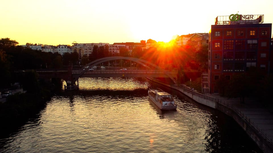 Berlin: Spree River Romantic Moon Boat Ride - Who Will Love This Experience?