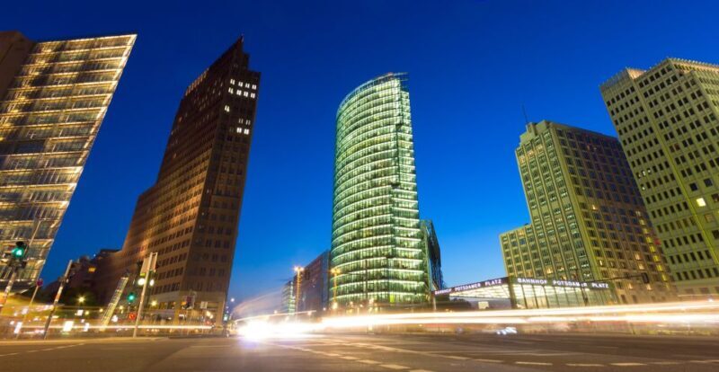 Berlin: Walking Tour of the Top 10 Sightseeing Attractions - An In-Depth Look at the Tour Experience