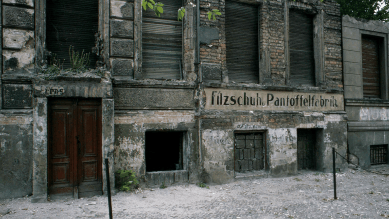 Berlin Wall Tour - Tears, Tunnels & Triumphs (Small Group) - Tour Overview