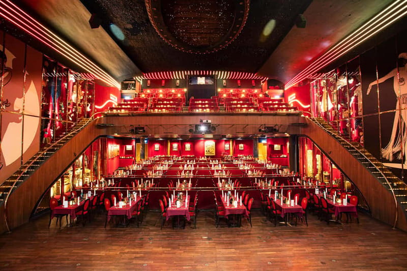 Berlin: Wintergarten Varieté theater tour - Key Points  