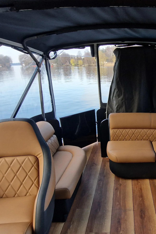Berlin: Wonderful Days Renting the Luxury Pontoon Kuba - Additional Amenities