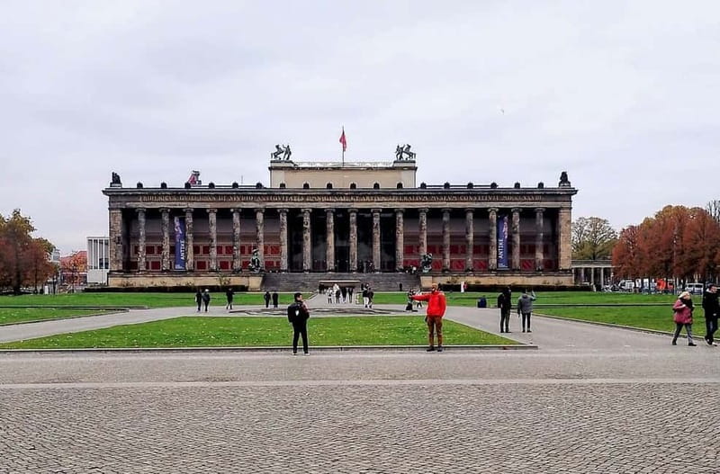 Berlin: World Clock to World Heritage & World War 2 Walk - The Value of This Tour