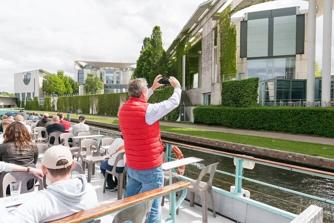 Berlins Sights in Style on a River Spree Cruise - Live Commentary and Languages